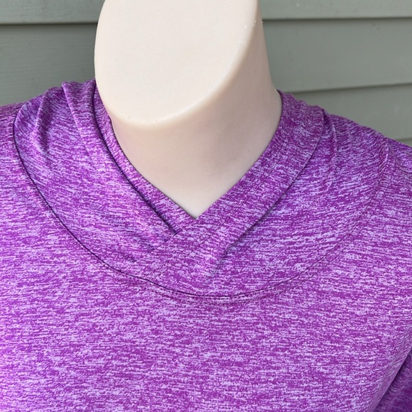 BNWOT Nike lightweight hooded top - Picture 2 of 12